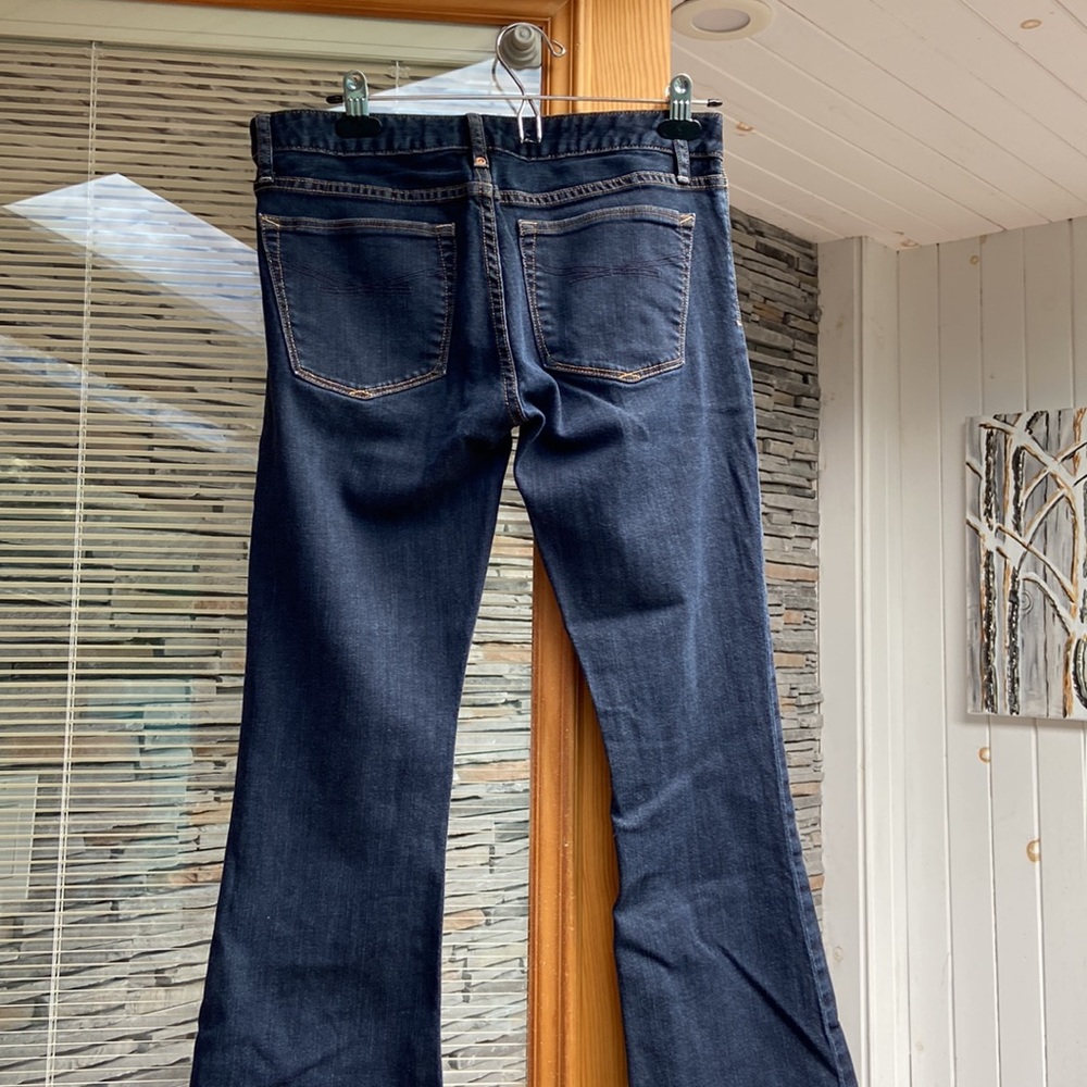 Jean - Picture 2 of 4